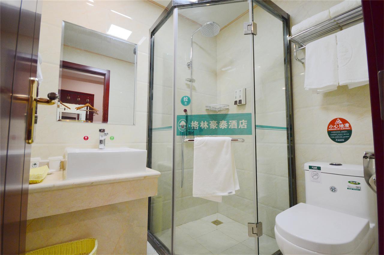 格林豪泰江苏省镇江市丁卯工业园区沃得广场快捷酒店 外观 照片